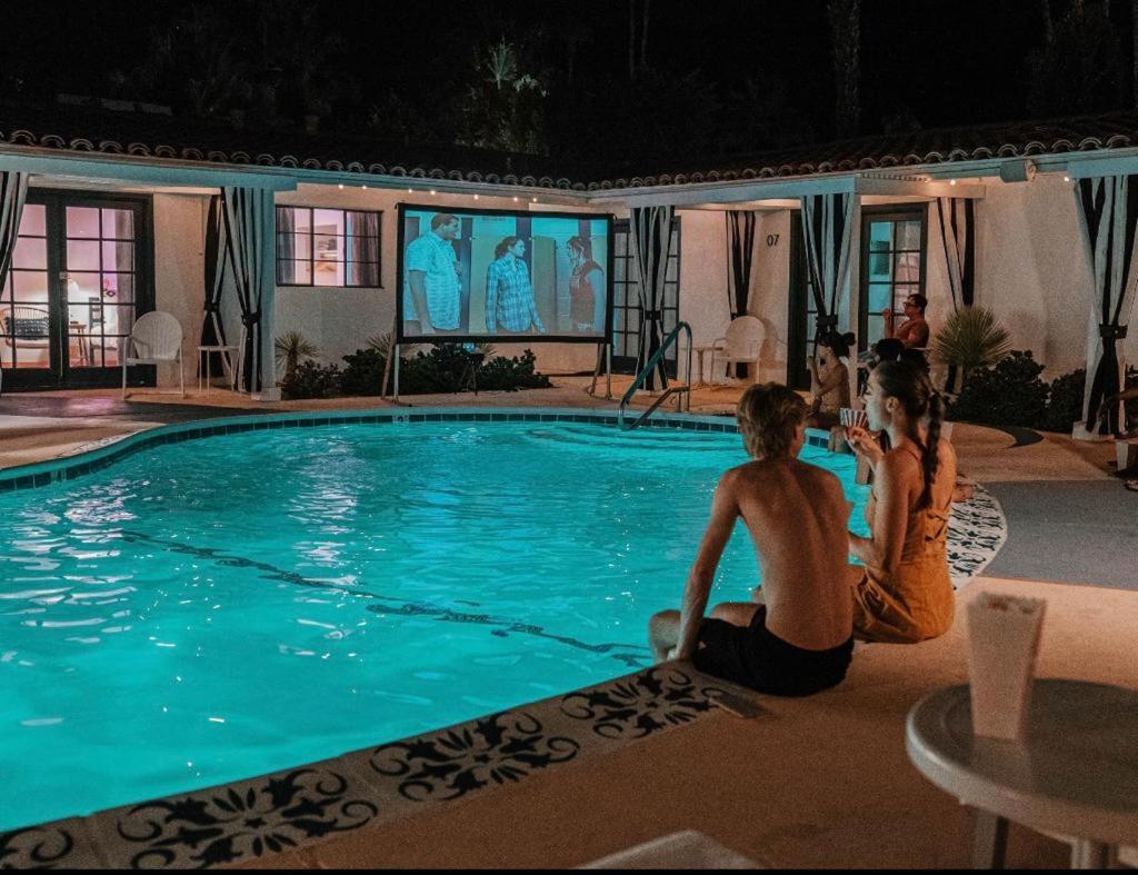 Natural Palm Springs Escape Poolside Plus Downtown Hotel Екстериор снимка